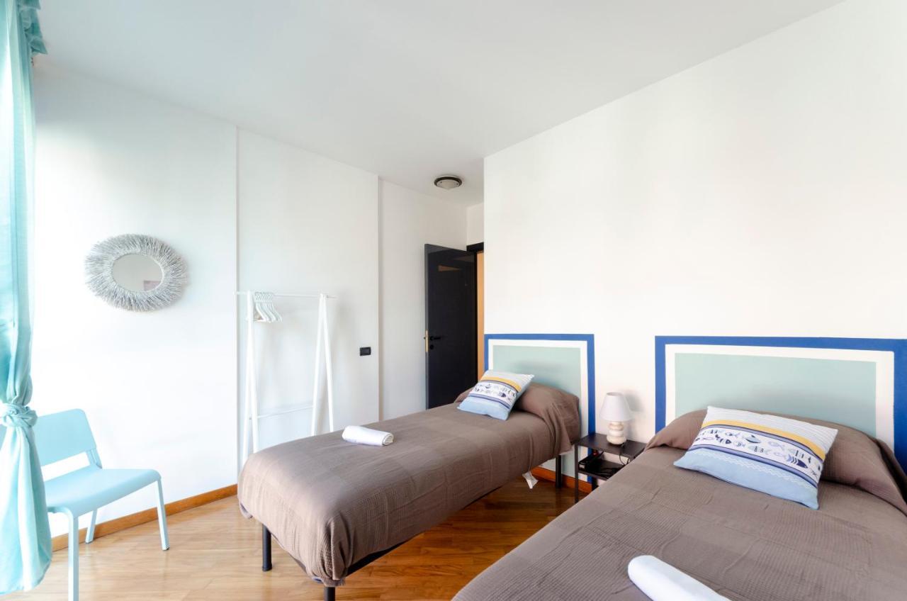 Dock Of The Bay Genova, Stylish In The Heart Of With Air Conditioning, Private Free Garage, Harbour View Genua