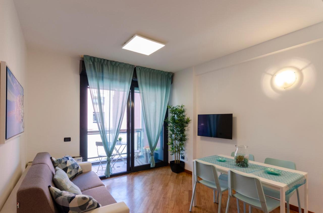 Dock Of The Bay Genova, Stylish In The Heart Of With Air Conditioning, Private Free Garage, Harbour View Appartement