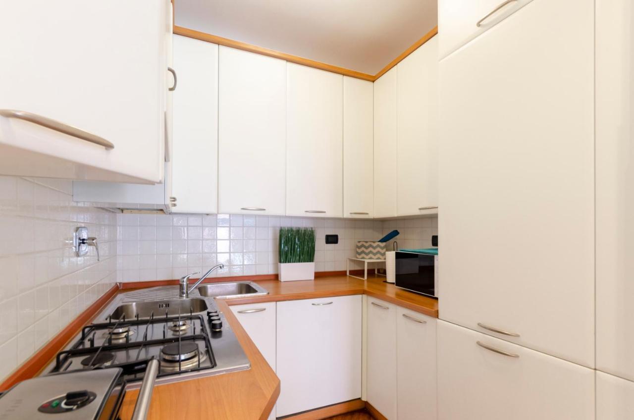 Dock Of The Bay Genova, Stylish In The Heart Of With Air Conditioning, Private Free Garage, Harbour View Appartement