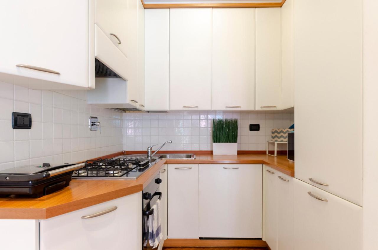 Dock Of The Bay Genova, Stylish In The Heart Of With Air Conditioning, Private Free Garage, Harbour View Genua