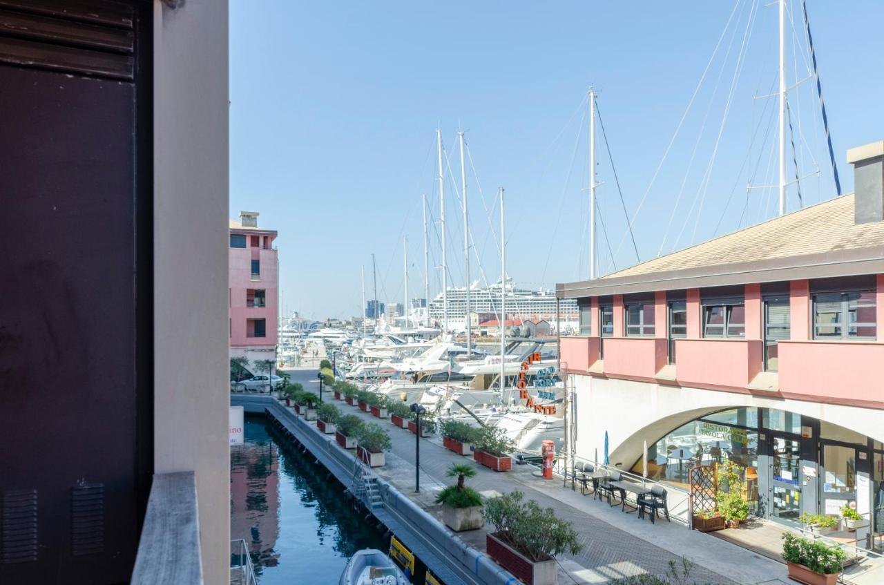 Dock Of The Bay Genova, Stylish In The Heart Of With Air Conditioning, Private Free Garage, Harbour View Appartement *