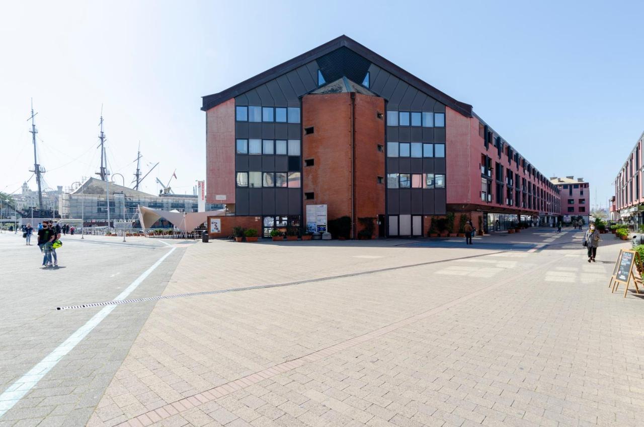Dock Of The Bay Genova, Stylish In The Heart Of With Air Conditioning, Private Free Garage, Harbour View * Genua